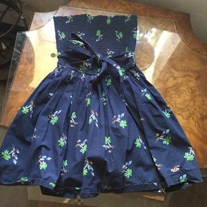 6 FOR $25 Hollister Med tropical golf tube top